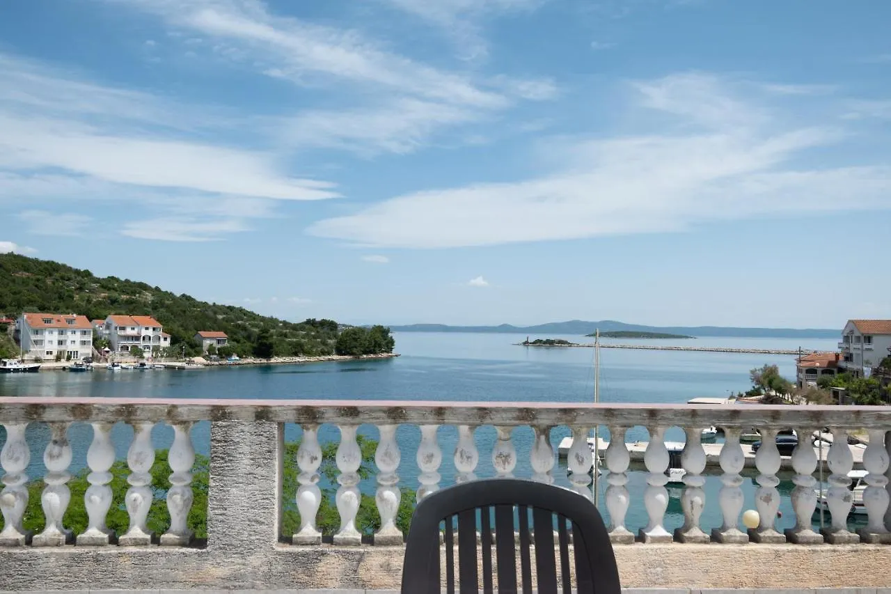 Apartments By The Sea Zaglav, Dugi Otok - 17788 Sali 0*,  Croatia